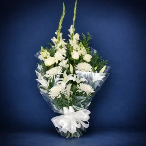 ramo funerario blanco en Pamplona